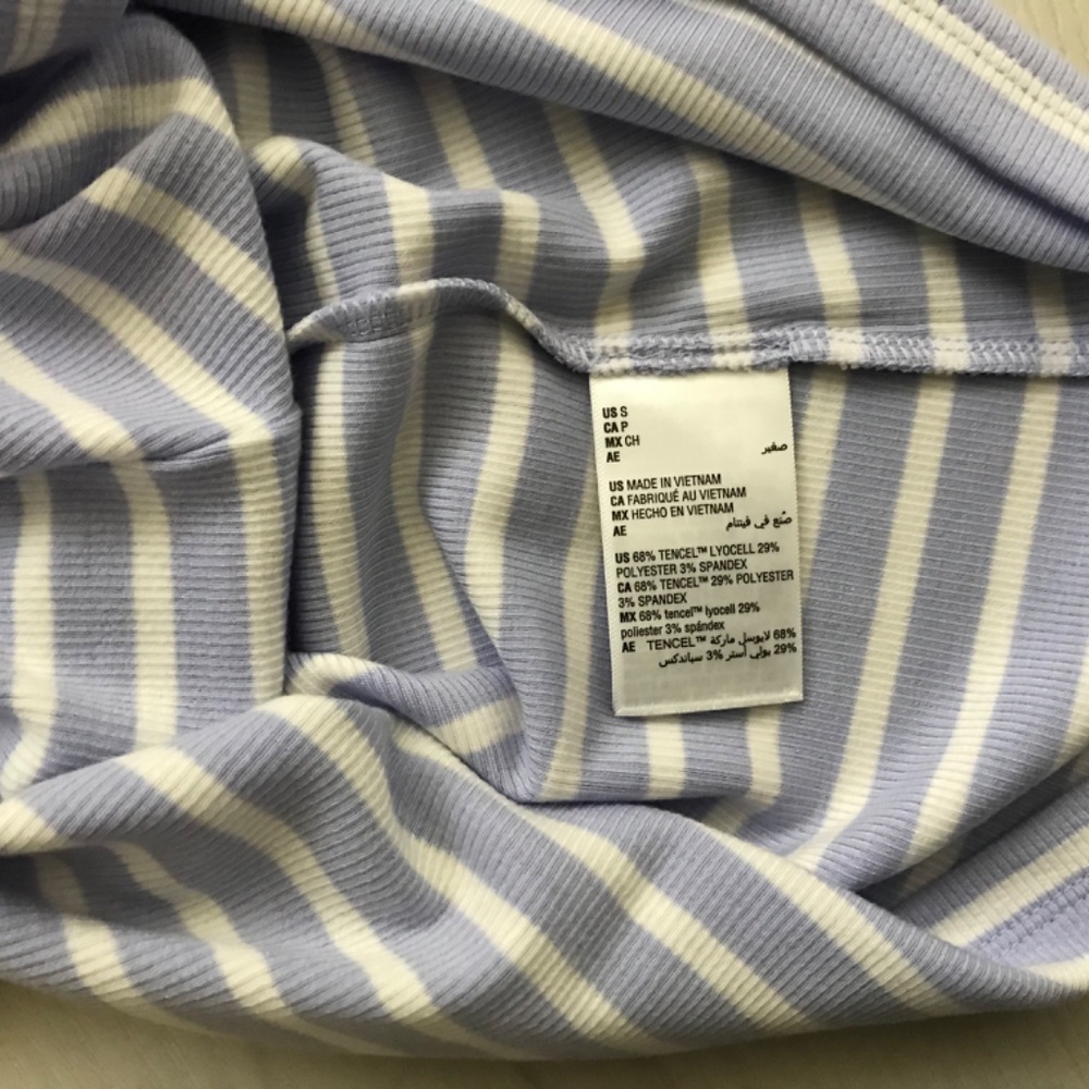 NEW Striped Long Sleeve T-Shirt Top Tee Size Small - Picture 6 of 6